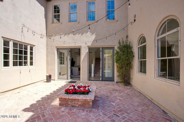 9096 E MOUNTAIN SPRING Road, Scottsdale, AZ 85255
