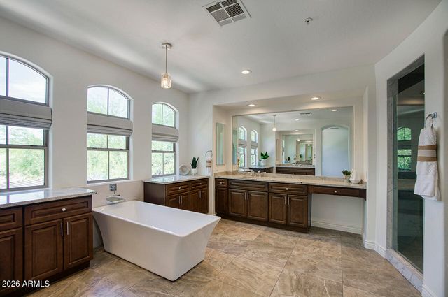 9096 E MOUNTAIN SPRING Road, Scottsdale, AZ 85255