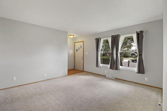 4906 44th COURT, Kenosha, WI 53144