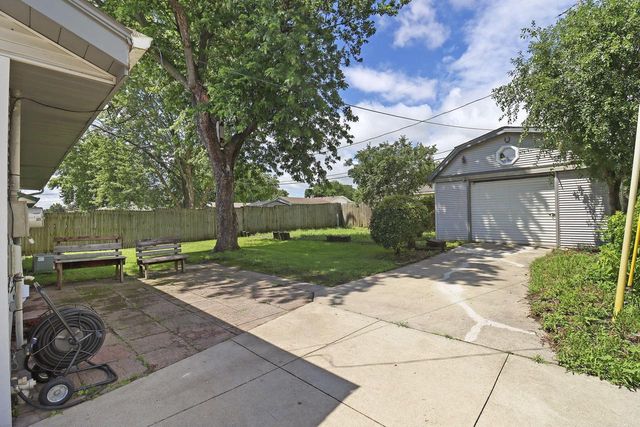 4906 44th COURT, Kenosha, WI 53144