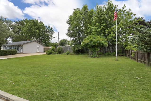 4906 44th COURT, Kenosha, WI 53144