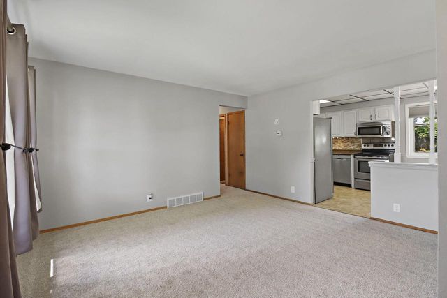 4906 44th COURT, Kenosha, WI 53144