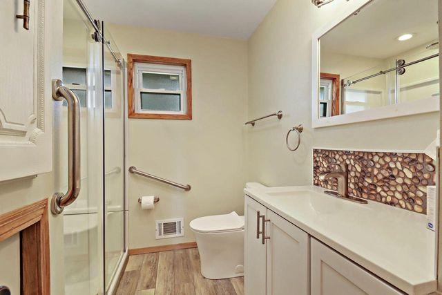4906 44th COURT, Kenosha, WI 53144