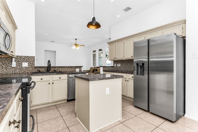 11404 Amber Valley Drive, Frisco, TX 75035