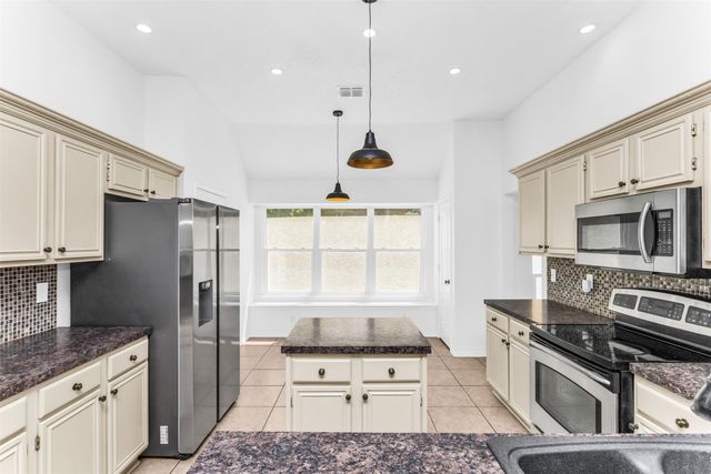 11404 Amber Valley Drive, Frisco, TX 75035