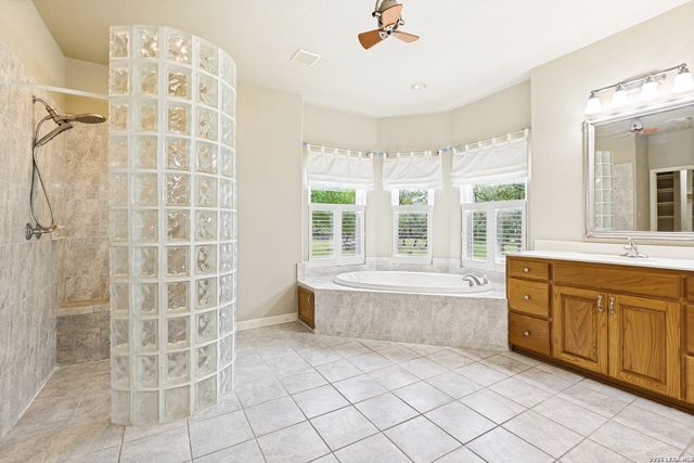 26206 Lewis Ranch, New Braunfels, TX 78132