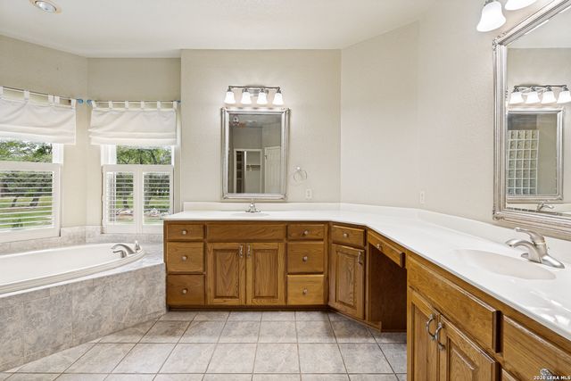 26206 Lewis Ranch, New Braunfels, TX 78132
