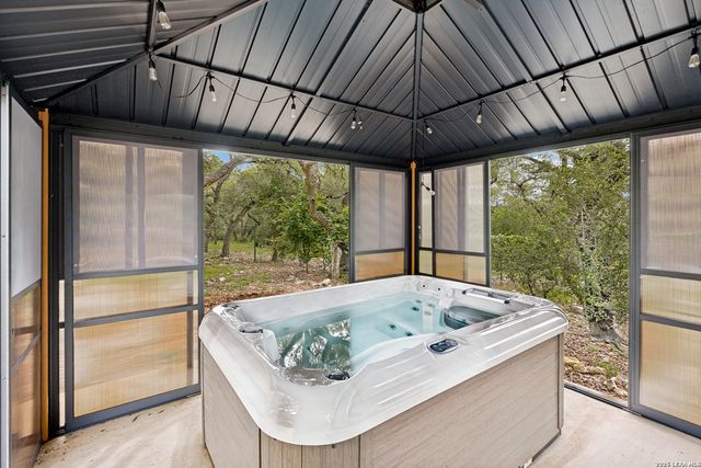 26206 Lewis Ranch, New Braunfels, TX 78132