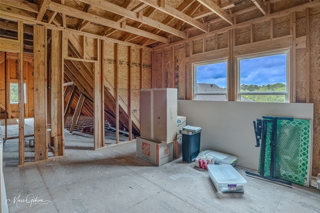 414 Newburn Lane, Shreveport, LA 71106