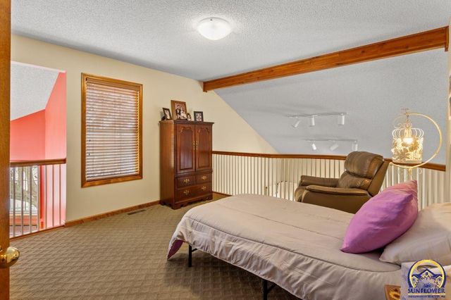 3308 SE Peck RD, Topeka, KS 66605