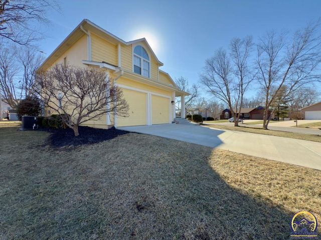 3308 SE Peck RD, Topeka, KS 66605