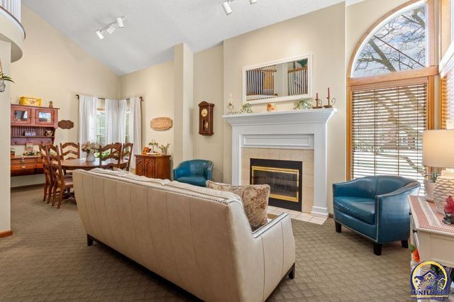 3308 SE Peck RD, Topeka, KS 66605