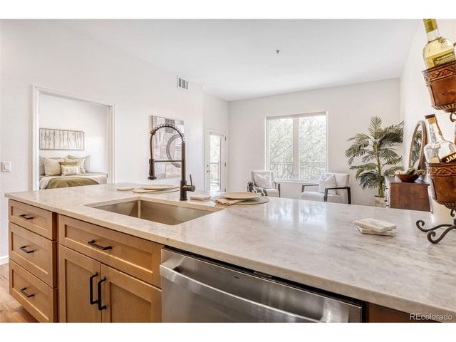 15475 Andrews Dr 220, Denver, CO 80239