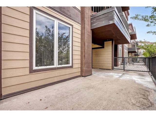 15475 Andrews Dr 220, Denver, CO 80239