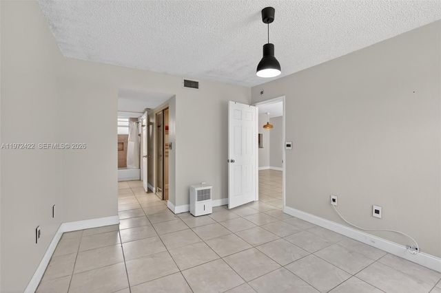 430 SW 113th Way 430, Pembroke Pines, FL 33025