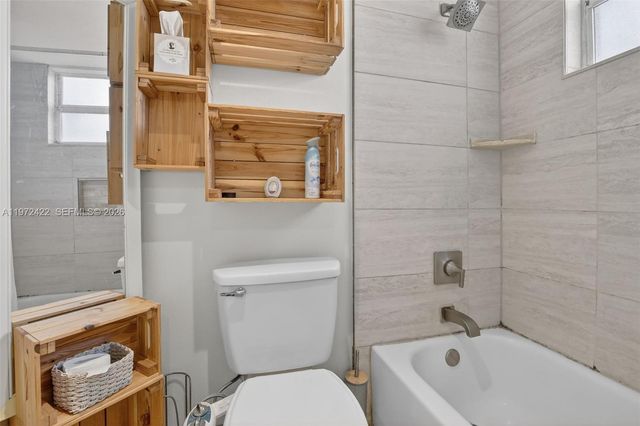 430 SW 113th Way 430, Pembroke Pines, FL 33025