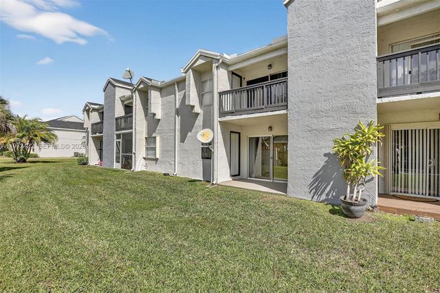 430 SW 113th Way 430, Pembroke Pines, FL 33025