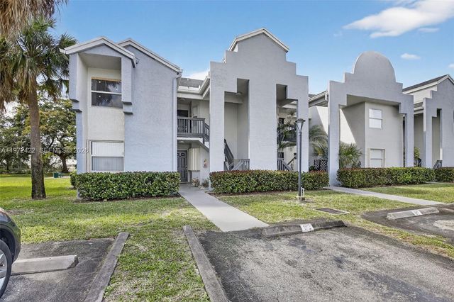 430 SW 113th Way 430, Pembroke Pines, FL 33025