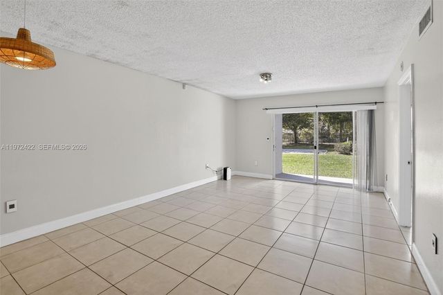 430 SW 113th Way 430, Pembroke Pines, FL 33025