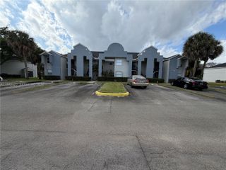 430 SW 113th Way 430, Pembroke Pines, FL 33025