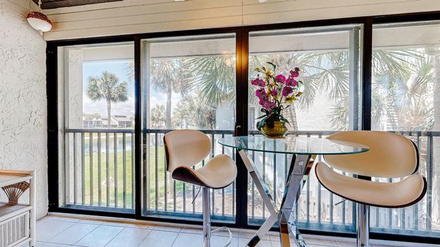 59 Village Del Lago Cir, St Augustine, FL 32080