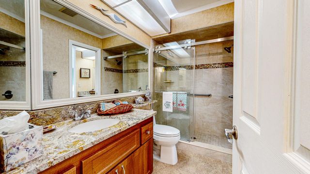 59 Village Del Lago Cir, St Augustine, FL 32080