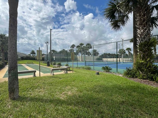 59 Village Del Lago Cir, St Augustine, FL 32080