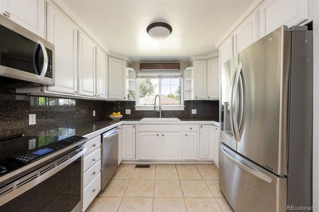 2174 S Ogden Street, Denver, CO 80210