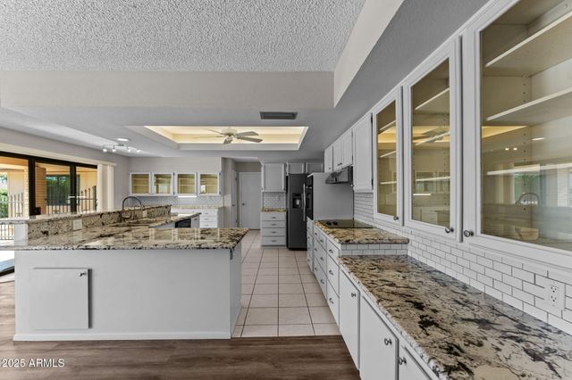 12423 W AURORA Drive W, Sun City West, AZ 85375