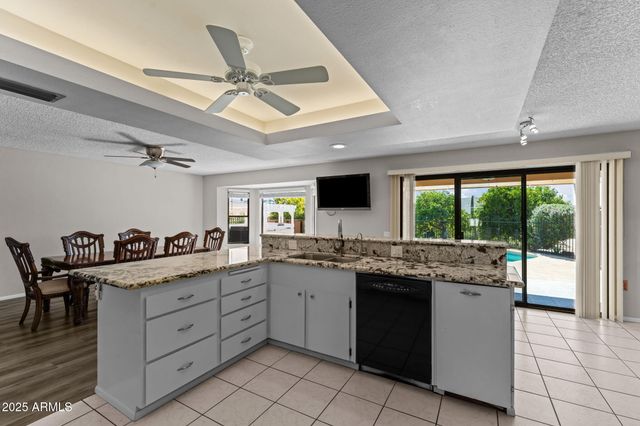 12423 W AURORA Drive W, Sun City West, AZ 85375