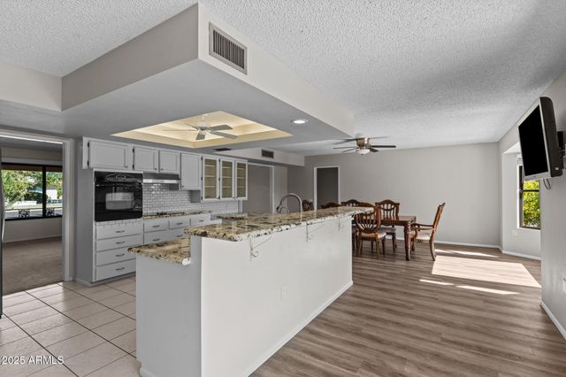 12423 W AURORA Drive W, Sun City West, AZ 85375