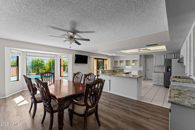 12423 W AURORA Drive W, Sun City West, AZ 85375