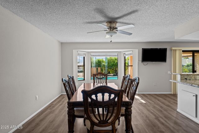 12423 W AURORA Drive W, Sun City West, AZ 85375