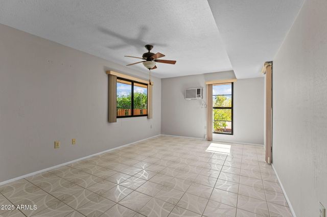 12423 W AURORA Drive W, Sun City West, AZ 85375