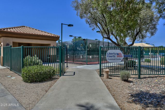 12423 W AURORA Drive W, Sun City West, AZ 85375