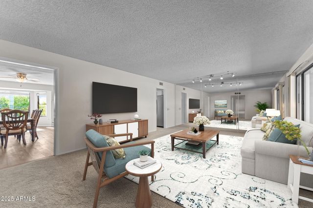 12423 W AURORA Drive W, Sun City West, AZ 85375