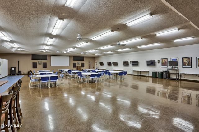 12423 W AURORA Drive W, Sun City West, AZ 85375