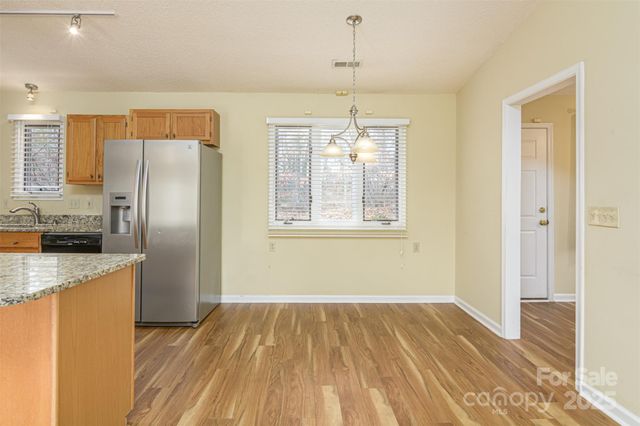 308 Dellford Court, Hendersonville, NC 28792