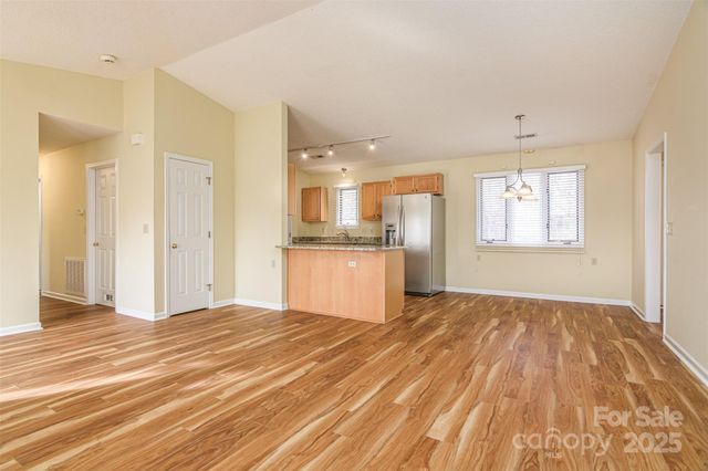 308 Dellford Court, Hendersonville, NC 28792