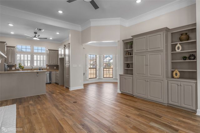 153 Southwood Drive, Bossier City, LA 71111