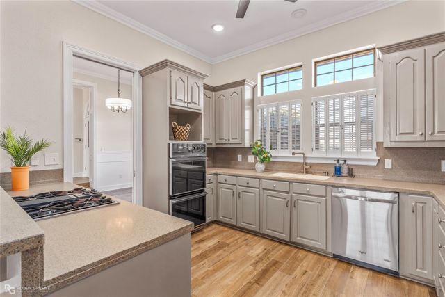 153 Southwood Drive, Bossier City, LA 71111