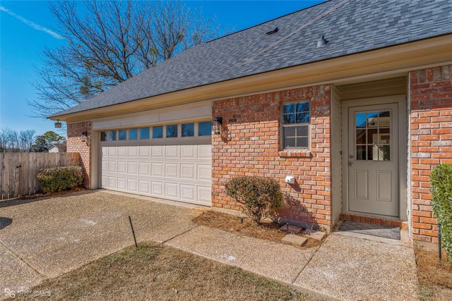 153 Southwood Drive, Bossier City, LA 71111