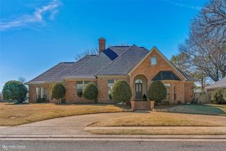 153 Southwood Drive, Bossier City, LA 71111