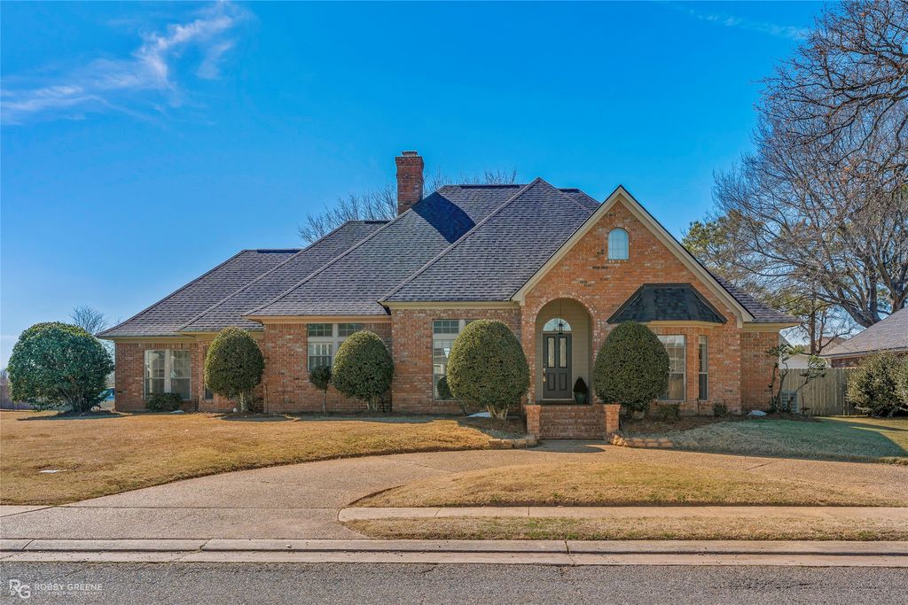 153 Southwood Drive, Bossier City, LA 71111