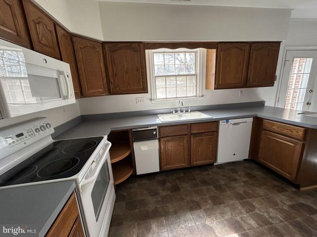 251 HEATHER CT, La Plata, MD 20646