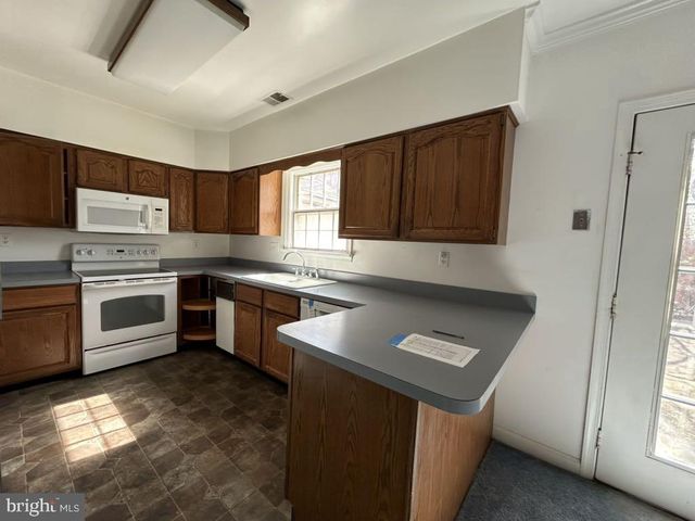251 HEATHER CT, La Plata, MD 20646