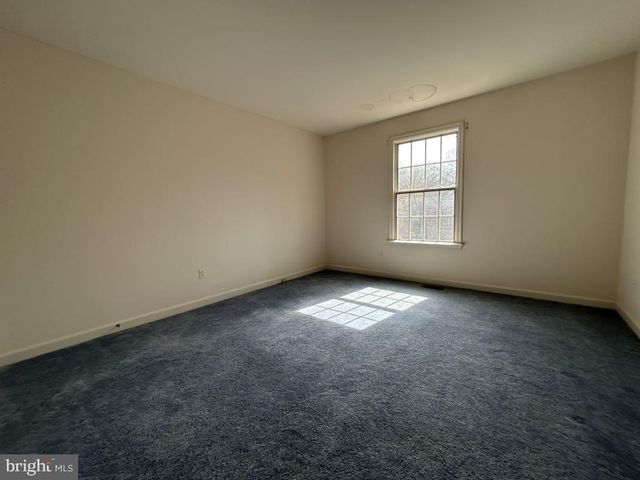 251 HEATHER CT, La Plata, MD 20646
