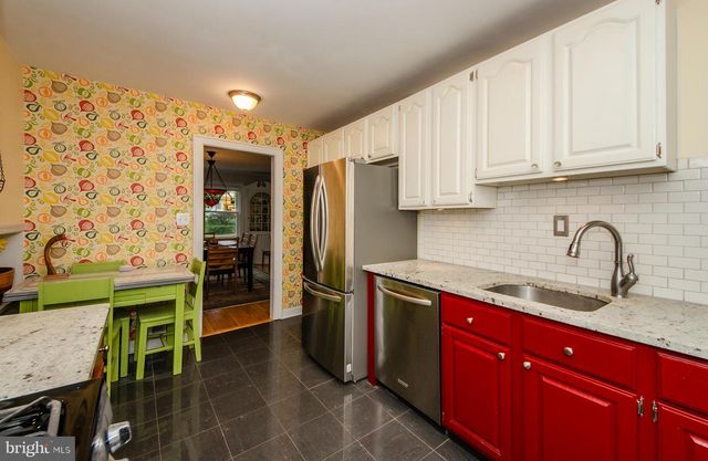 7133 TYLER AVE, Falls Church, VA 22042