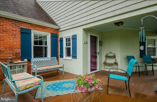 7133 TYLER AVE, Falls Church, VA 22042