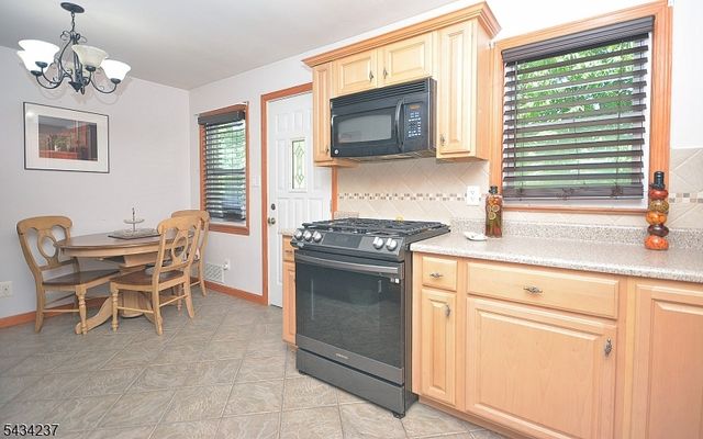 2463 Dorchester Rd, Union Twp., NJ 07083